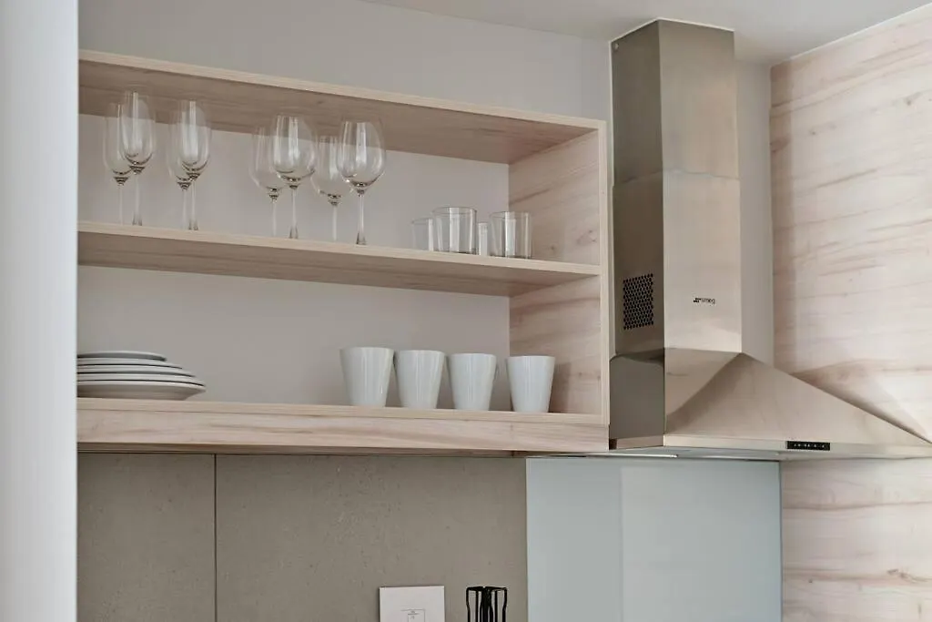 Aquila - Stylish 1-Bed Apartment In Iconic High-Rise City Views Cape Town 0*,