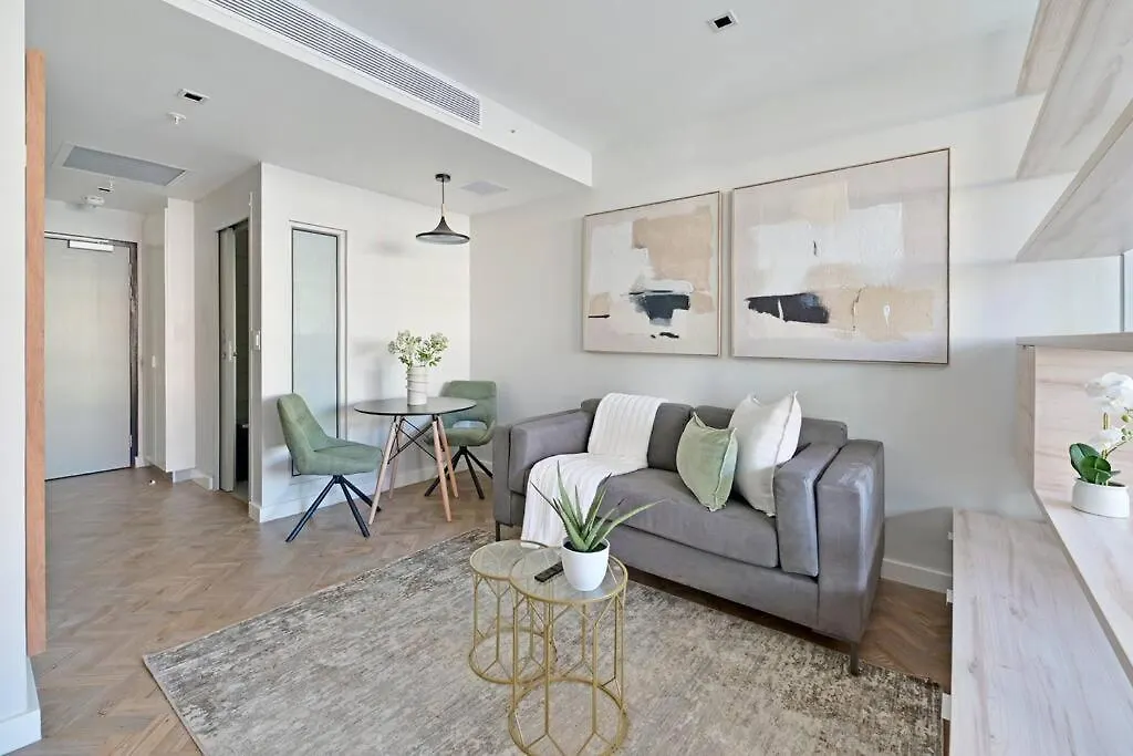 Aquila - Stylish 1-Bed Apartment In Iconic High-Rise City Views Cape Town