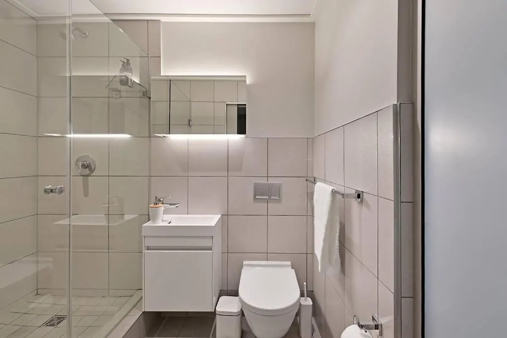 Aquila - Stylish 1-Bed Apartment In Iconic High-Rise City Views Cape Town Güney Afrika